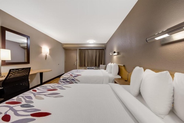 Red Roof Inn Asheville - Biltmore West image 12